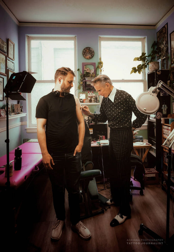 Mark mahoney in studio, behind the scenes, photo copyright adriana de barros