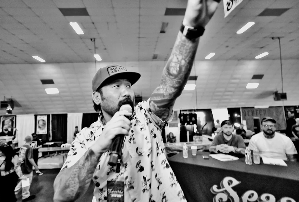Big Hoon, Seaside tattoo expo host, photo © Adriana de Barros